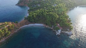 Kokkinokastro beach and its red rocks, Alonissos