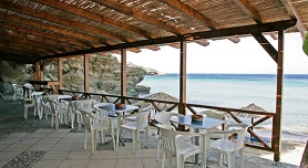 Aneroussa Beach Hotel near Batsi, Andros