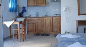 Maganas Hotel across Livadi beach, Astypalaia