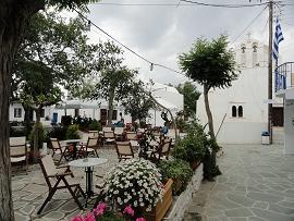 Dunavis Taverne on the Chora square, Folegandros