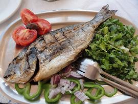 Restaurants and tavernas on Folegandros, Greece