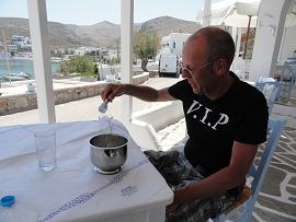 Restaurants and tavernas on Folegandros, Greece