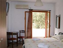 United Europe apartment hotel at Korissia, Kea