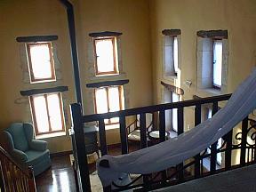Villa Filitsa, a historic stone house in Kefalas, Crete
