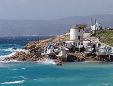 The Windmill Villa of 1830 above the port of Koufonisia