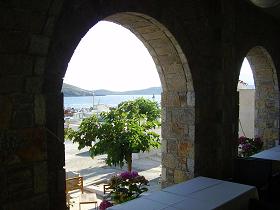 Hotels, apartments and studios on Fourni island, Greece
