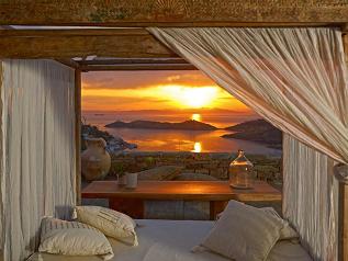 Beaches of the island of Kea (Tzia), Greece