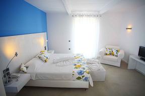 Hotels, studios and apartments on Koufonisia, Greece