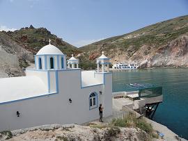 Sights of Milos: ancient Tripiti and the catacombs