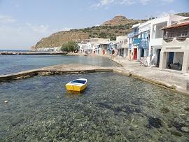 The syrmata of Milos, Milos