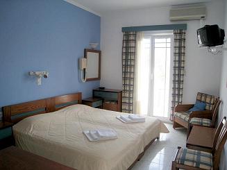 Dionysis Hotel
