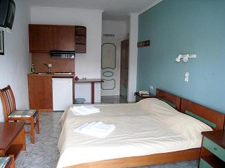 Dionysis Hotel