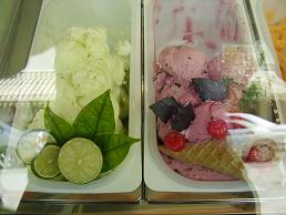 Orange lunchroom & ice cream