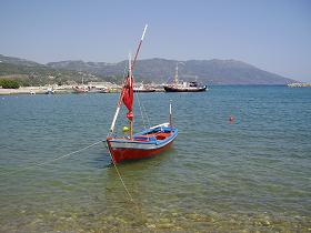 Ormos beach