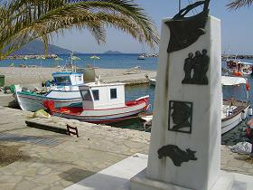 Ormos beach