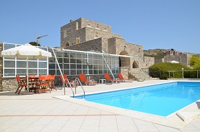 Hotels, rooms and studios on Schinoussa, Small Cyclades, Greece