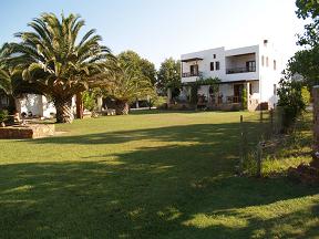 Pegasus Estate at Acherounes beach, Skyros